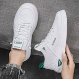 Men's Korean Light Anti Slip Walking Off White Shoes Leisure Breathable Student Walking Mart Lion   