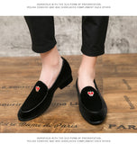 Luxury Design Men's Loafers Crown Decoration Velvet Moccasin Classic Black Blue Smoking Shoes Driving Mart Lion   