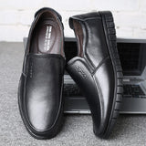 Men's Dress Shoes Genuine Leather Breathable Middle Aged Round Toe Wedding Footwear Flat Mart Lion Black 38 