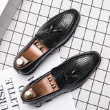 Luxury Loafers Slip-on Fringed Leather Shoes Woven Moccasin High-end British Style Thick Bottom Pointed Toe Designer MartLion   