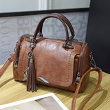 Luxury Woman Bag Ladies Retro PU Leather Bag Female Tassel Zipper Crossbody Bags Travel Shoulder Mart Lion NVBAO76 Coffee  
