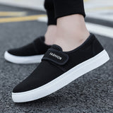 Men's Casual Sneakers Vulcanized Flat Shoes Designed Skateboarding Tennis Hook Loop Outdoor Sport Mart Lion   