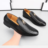 Men's Woven Leather Casual Shoes Trendy Party Wedding Loafers Moccasins Light Driving Flats Mart Lion   