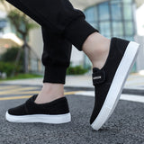 Men's Casual Sneakers Vulcanized Flat Shoes Designed Skateboarding Tennis Hook Loop Outdoor Sport Mart Lion   