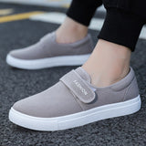 Men's Casual Sneakers Vulcanized Flat Shoes Designed Skateboarding Tennis Hook Loop Outdoor Sport Mart Lion   