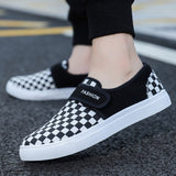 Men's Casual Sneakers Vulcanized Flat Shoes Designed Skateboarding Tennis Hook Loop Outdoor Sport Mart Lion   