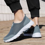 Men's Sneakers Lightweight Shoes Flat Slip On Walking Quick Drying Wading Loafers Summer Mart Lion   