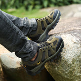 Men's Hiking Shoes Women Warm Fur Sneakers Lace Up Plush Summer Boys Walking Adult Outdoor Footwear Winter Mart Lion   