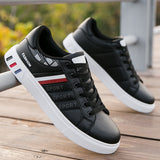 Men's Casual Shoes Lightweight Breathable White Shoes Flat Lace-Up Skateboarding Sneakers Travel Tenis Masculino Mart Lion 8618- Black 39 